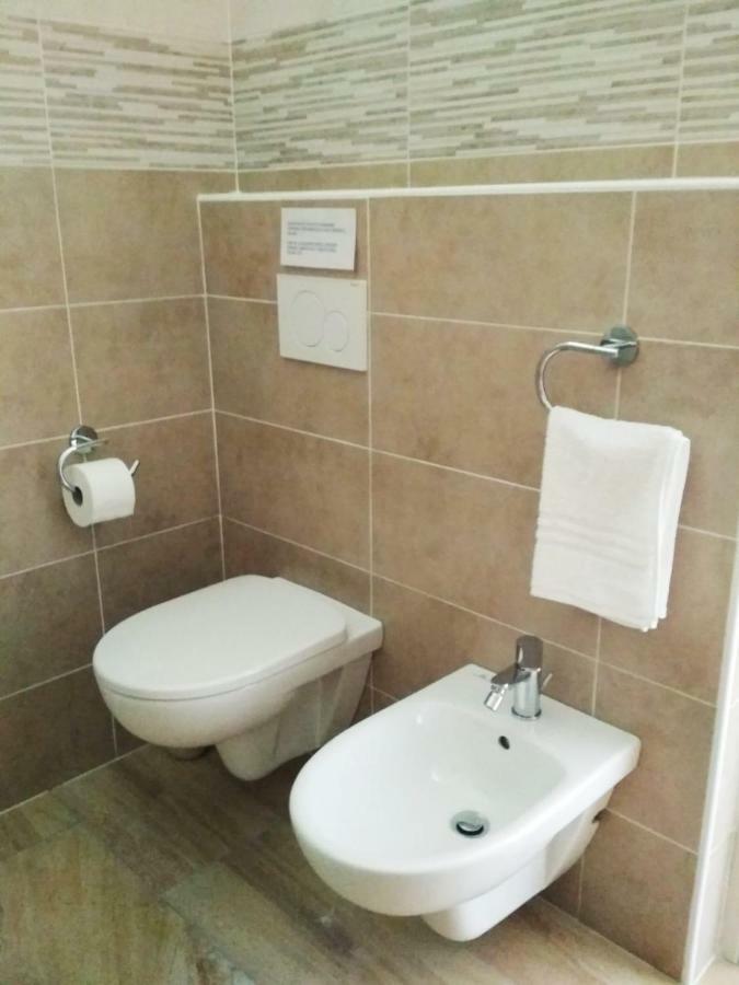 B&B Le Muse Ferrara Kültér fotó